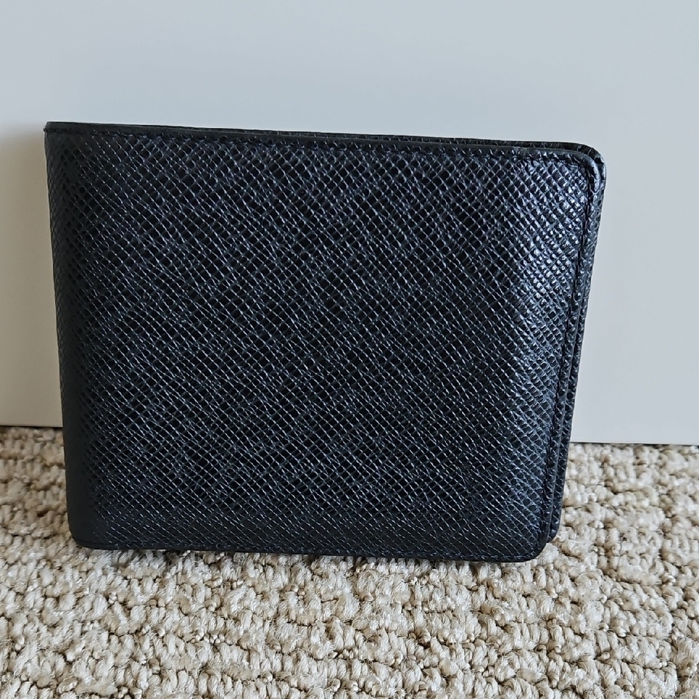 Black Textured Wallet